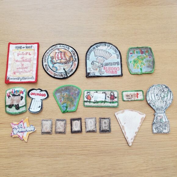 Girl Scout Patch Set 2008-2011 - Picture 2 of 4